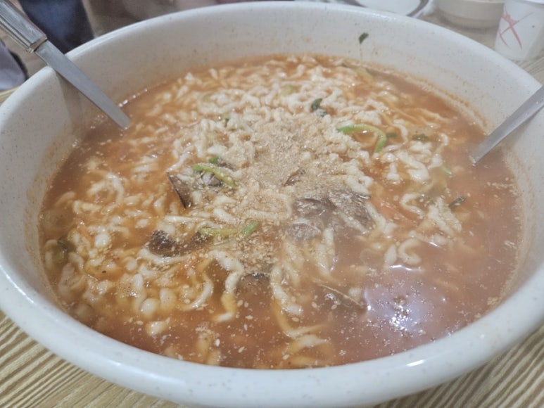 본가통채칼국수 이미지