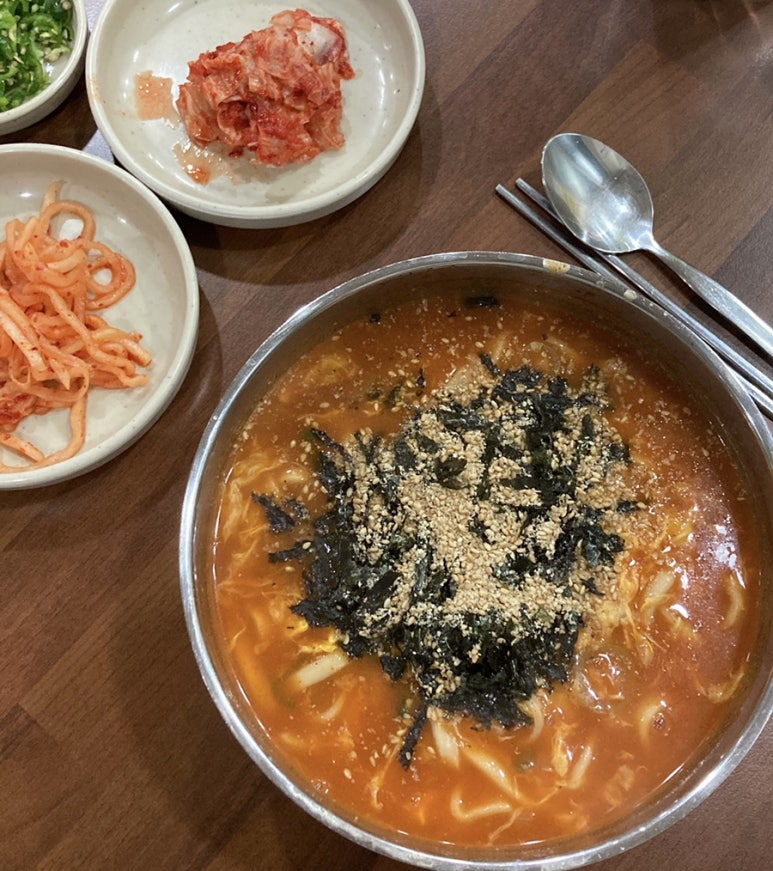 무진장칼국수 이미지
