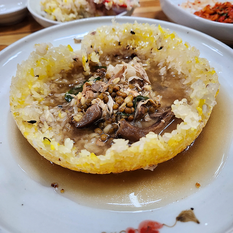 오능이백숙 이미지