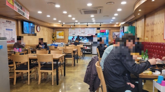 참숯에구운족발의전설 이미지