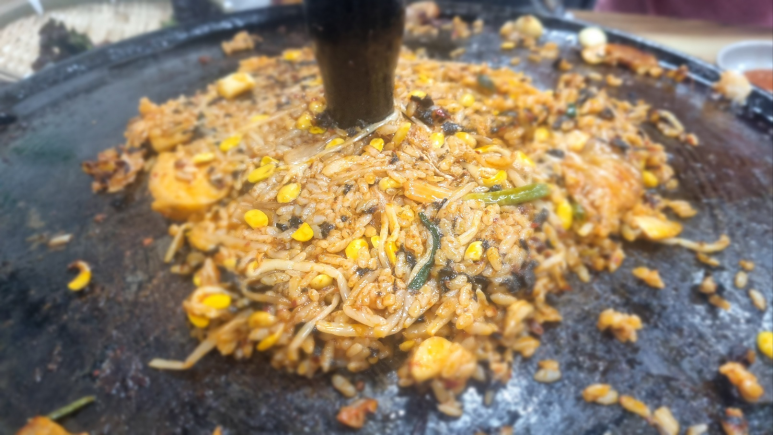 ssack쓰리솥뚜껑김치삼겹살 이미지