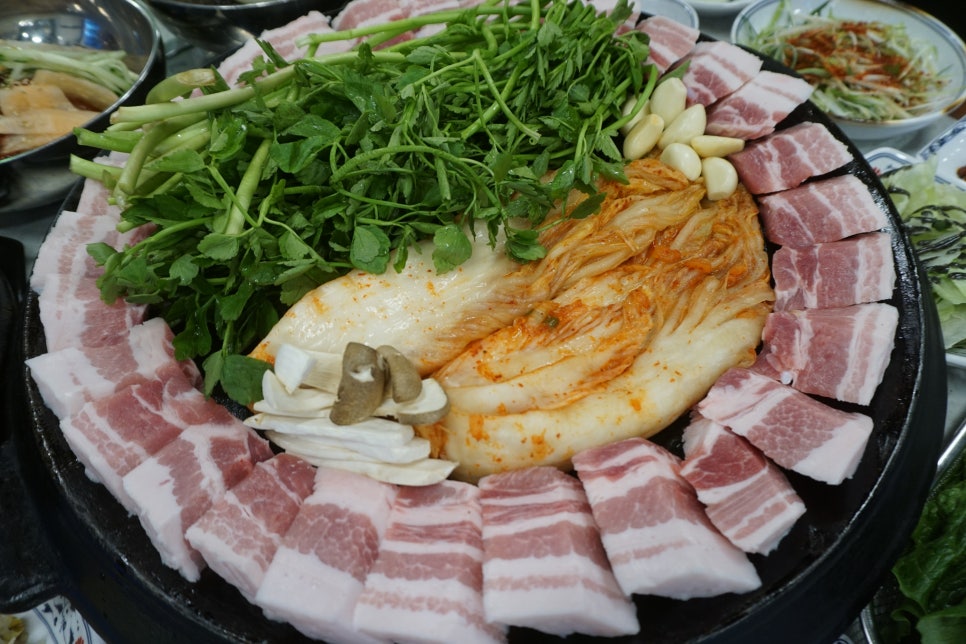 진짜무쇠삼겹공주점 이미지