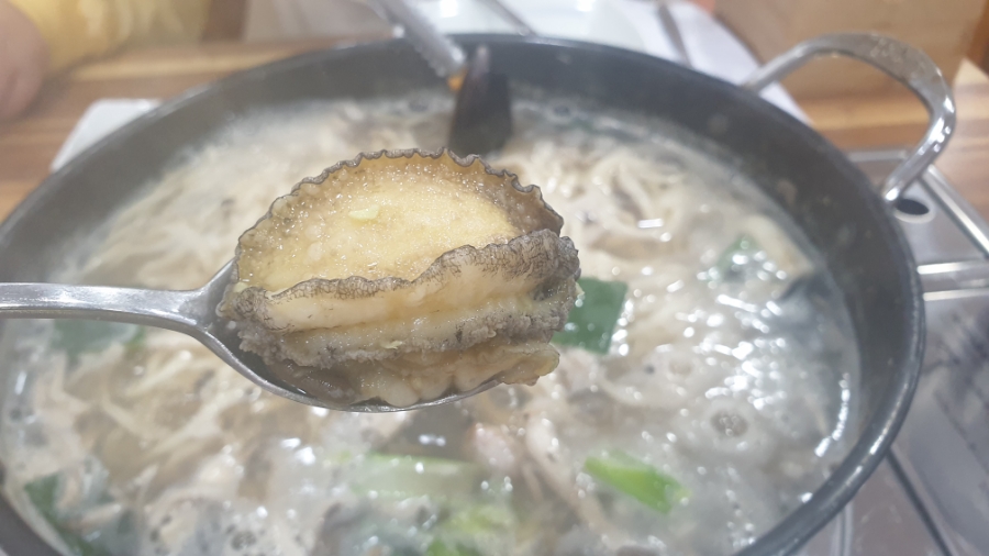 석이네해물칼국수 이미지