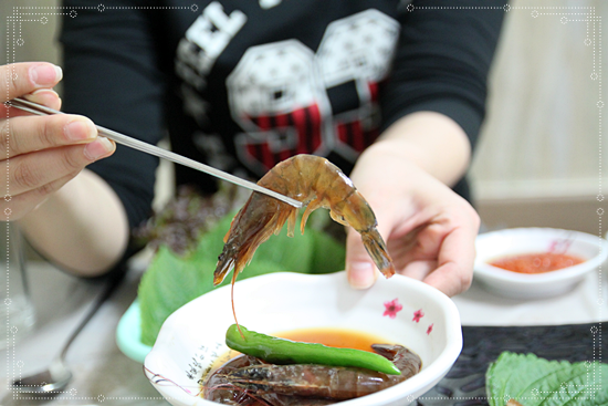 복돼지삼형제 이미지