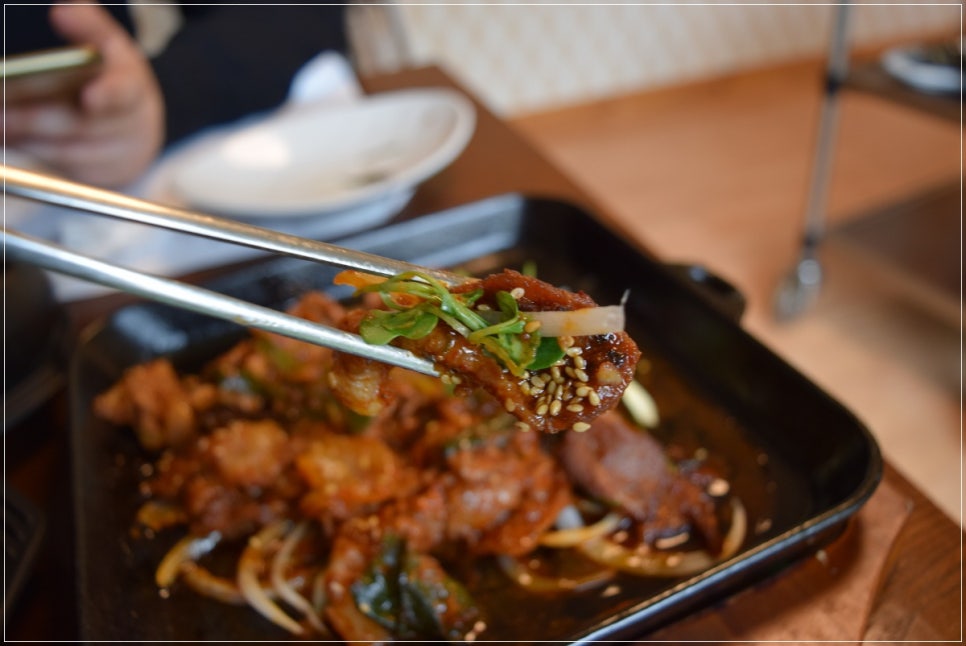 천년돼지숯불구이 이미지