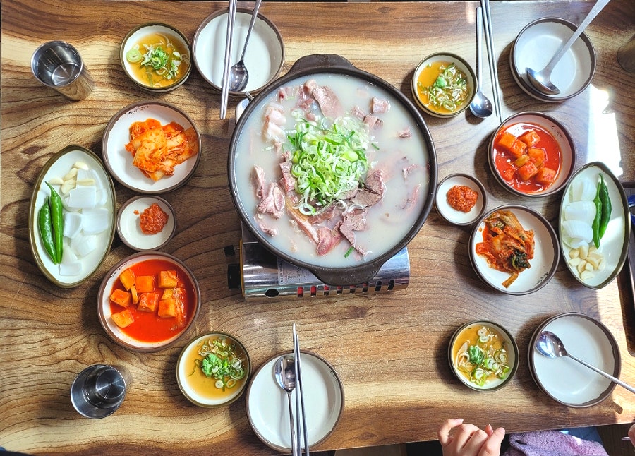한우 한마리 설렁탕 이미지
