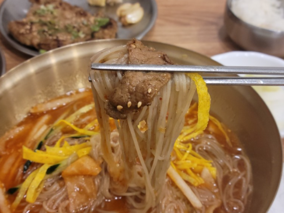 밀면전문 이미지