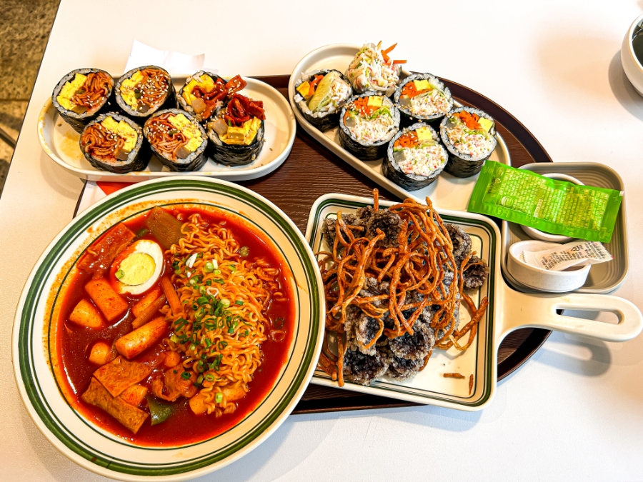 고래김밥 이미지