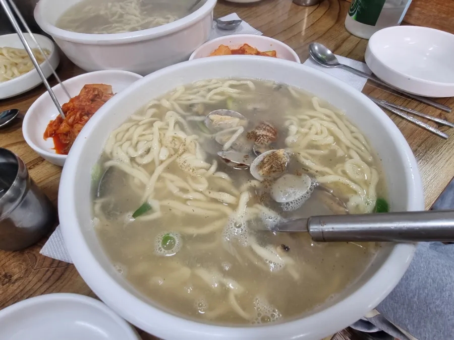 밀마을칼국수 이미지