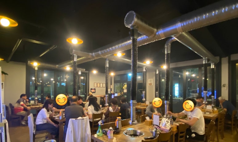꺼멍집 이미지