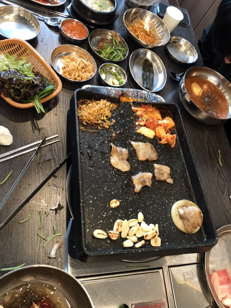 우리동네냉삼겹 이미지