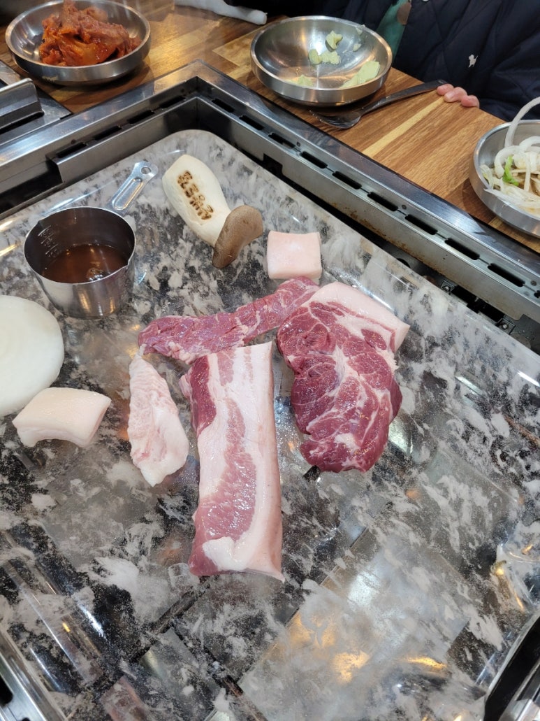 산방산흙돼지맛집 이미지