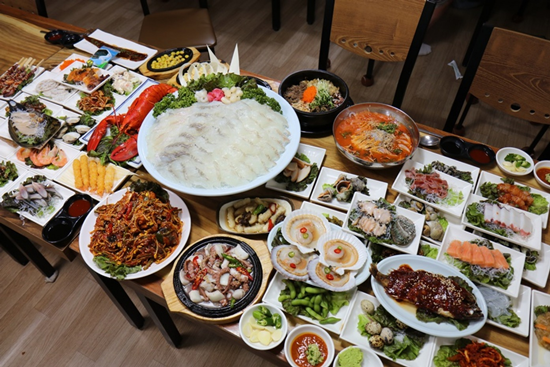 항구횟집 이미지