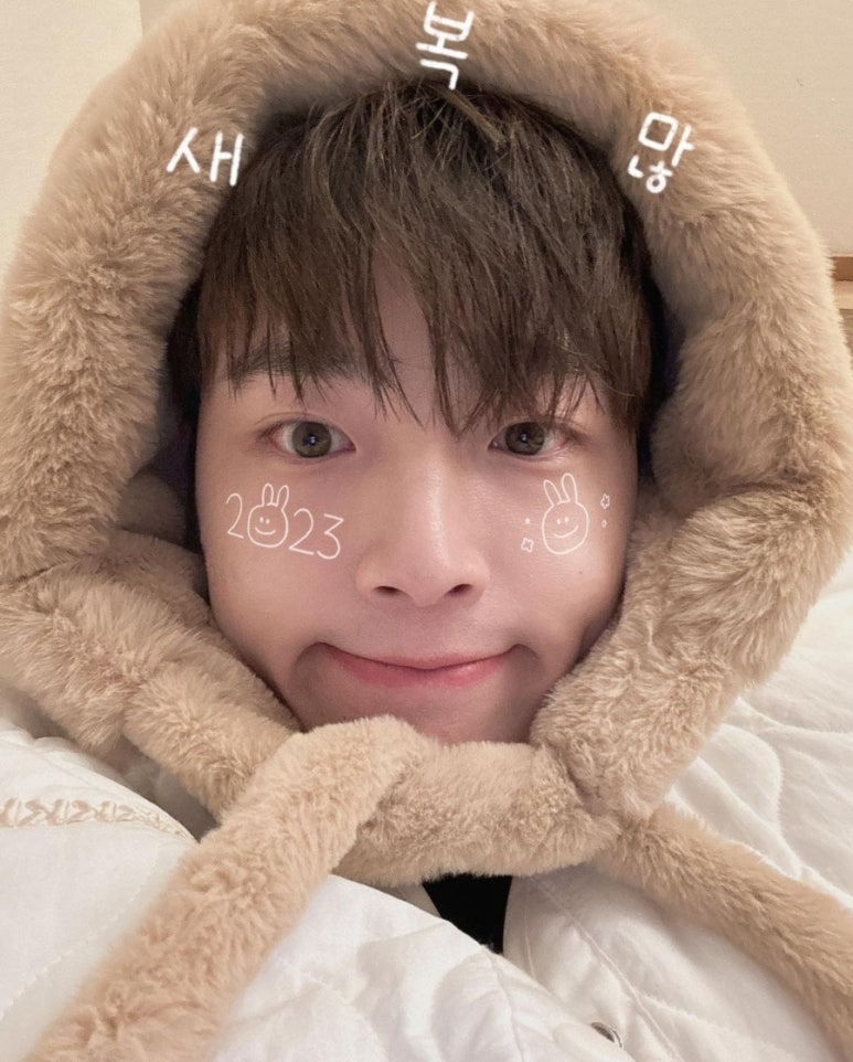 웅이식당 이미지