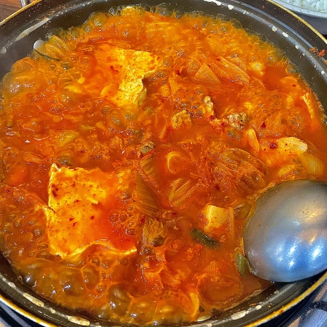 시골통돼지볶음 이미지