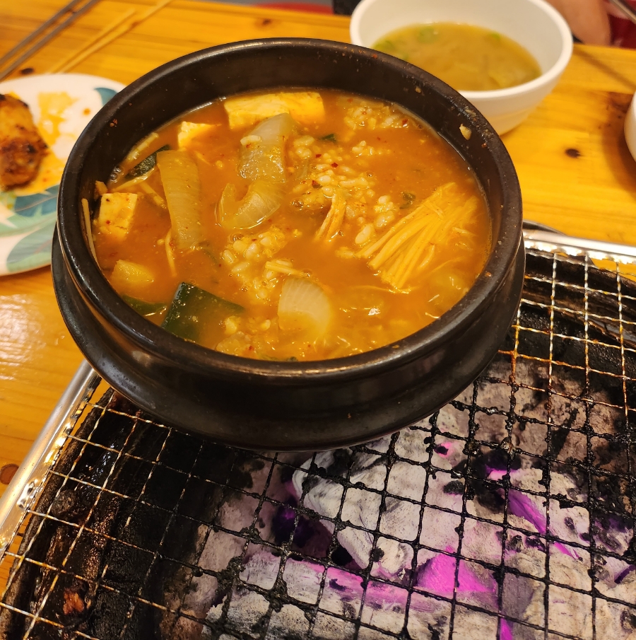 산호642숯불닭갈비 이미지