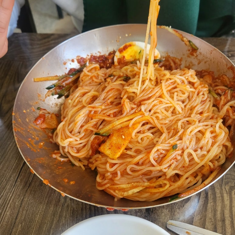 장전밀면 이미지