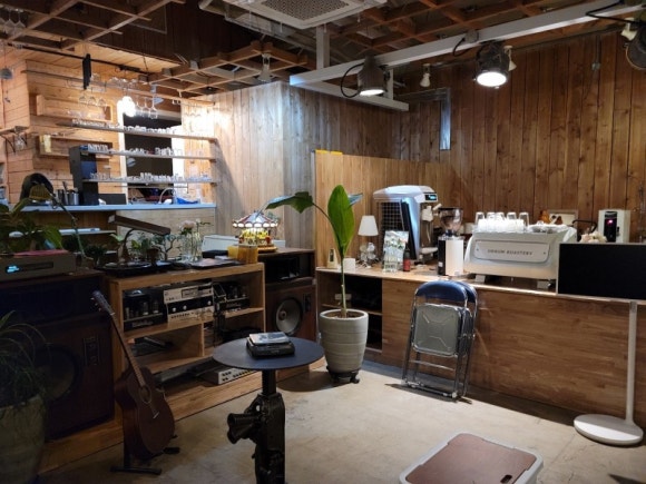 명동커피숍 이미지