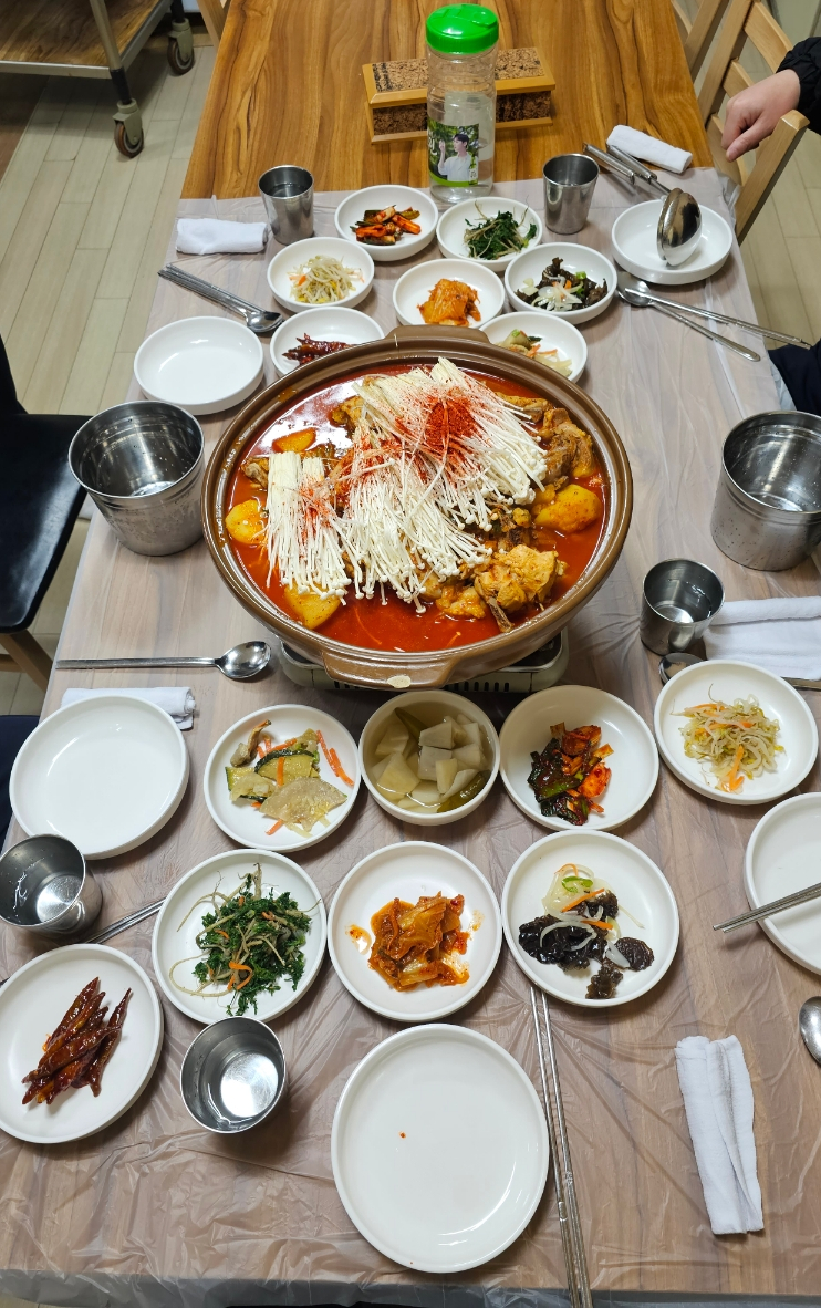 안골토종닭 이미지