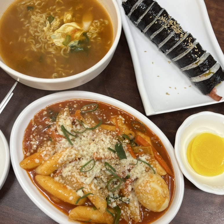 뽀글이와둘둘이 이미지