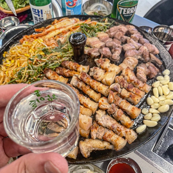 대흥솥뚜껑삼겹살 이미지