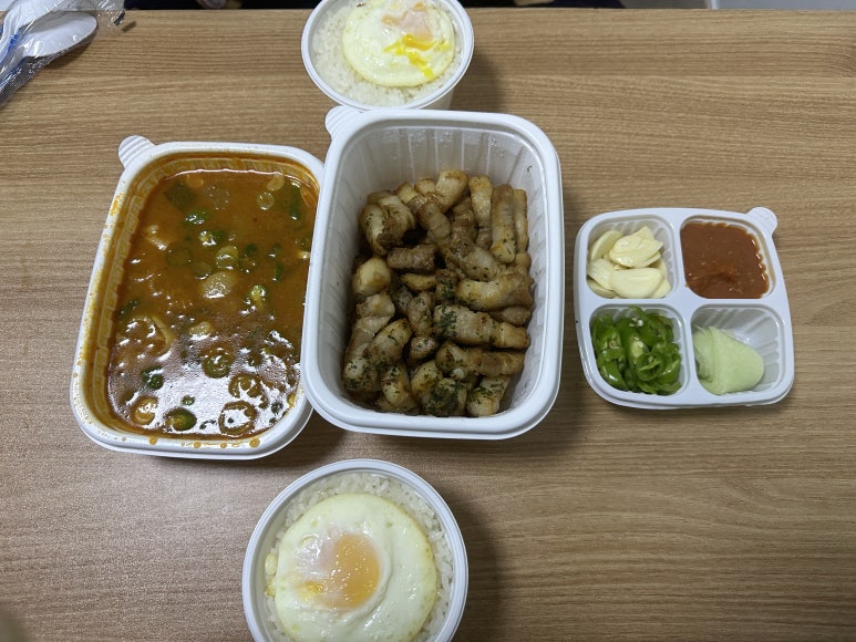 롯데리아 서울대입구역점 이미지