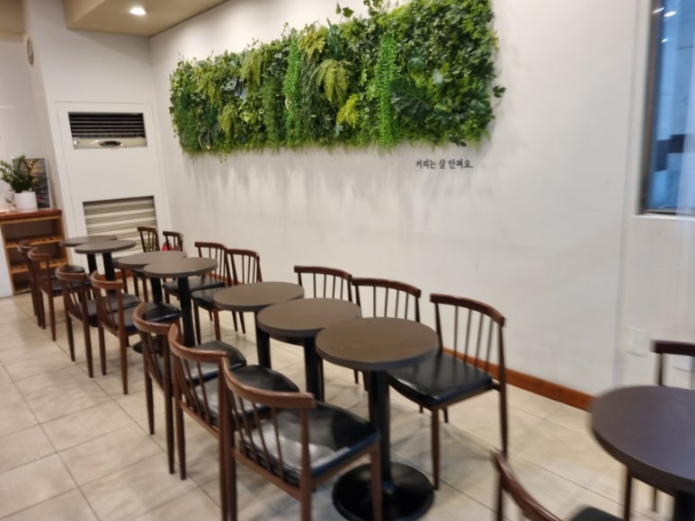 밸리;커피집 이미지