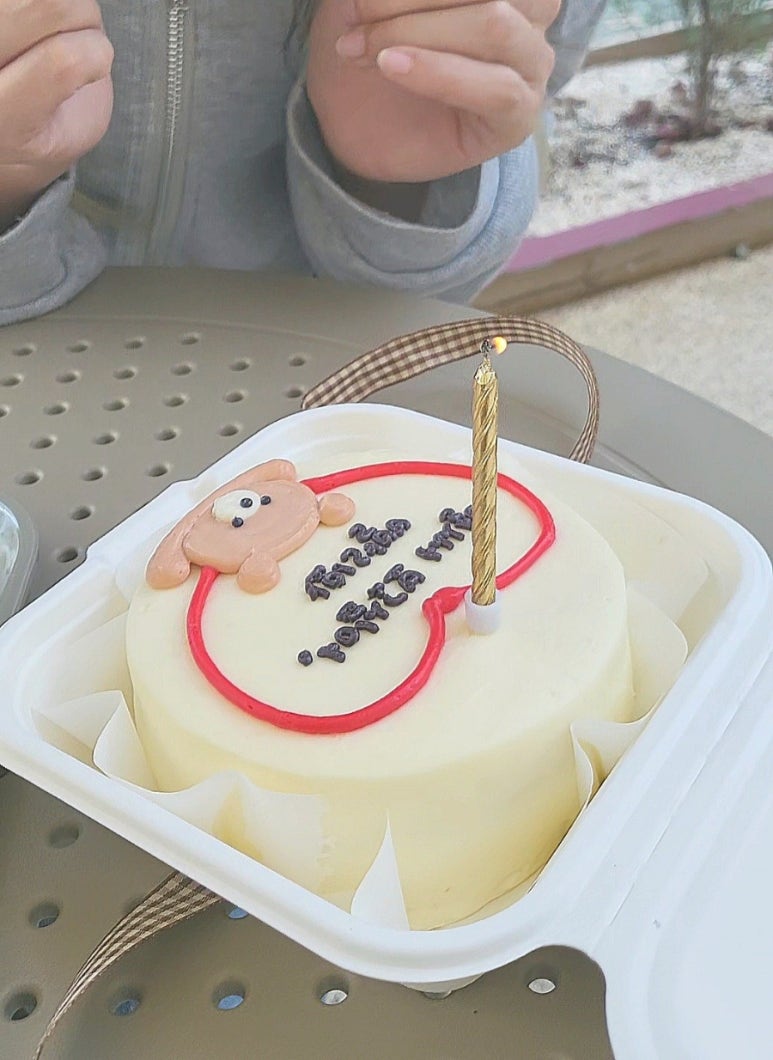 봄봄케이크 이미지