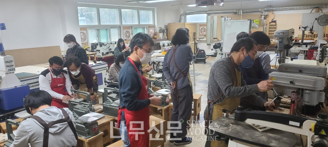 금천목재 이미지