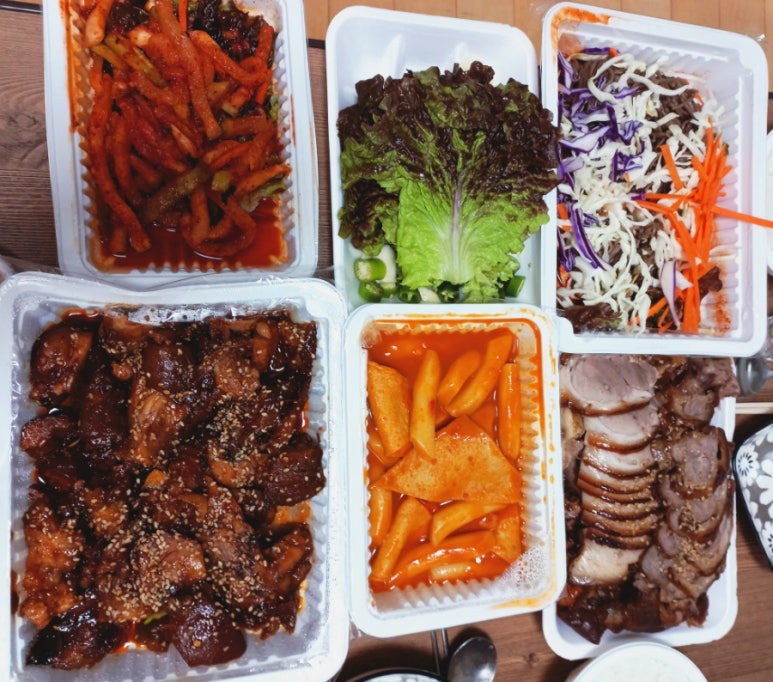 유가네왕착한족발 이미지