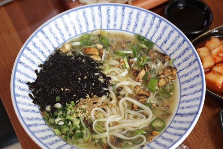 돌담칼국수 이미지