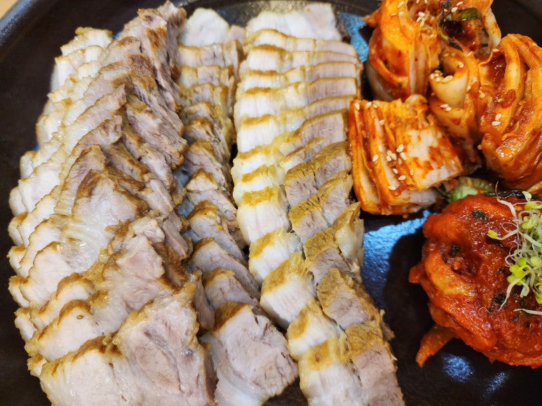 정광석항아리보쌈 이미지