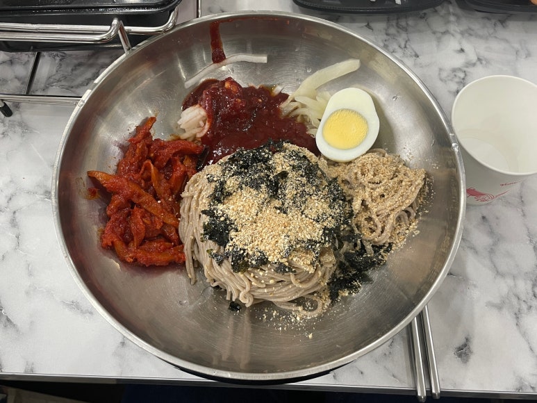 메밀꽃막국수에빠지다 이미지