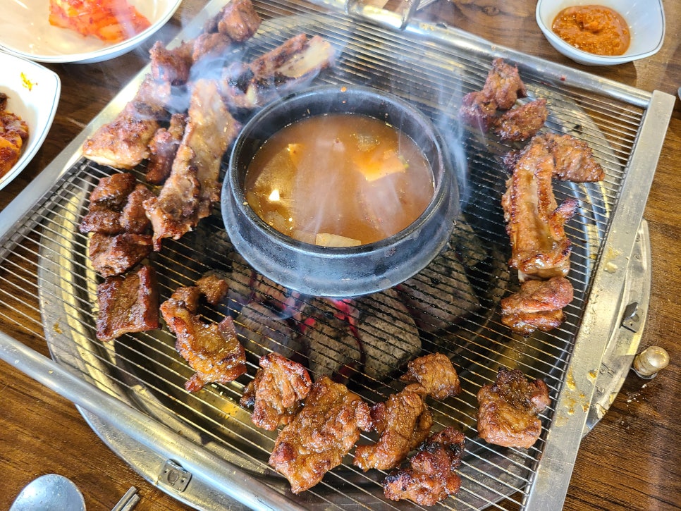 화성숯불갈비 이미지