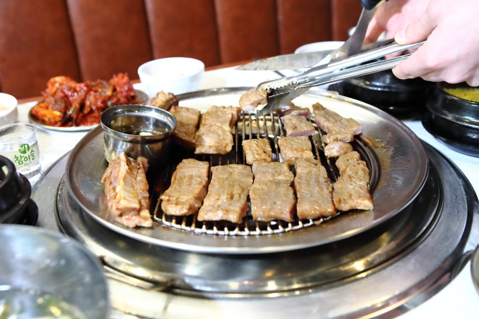 흥부골숯불돼지왕갈비 이미지