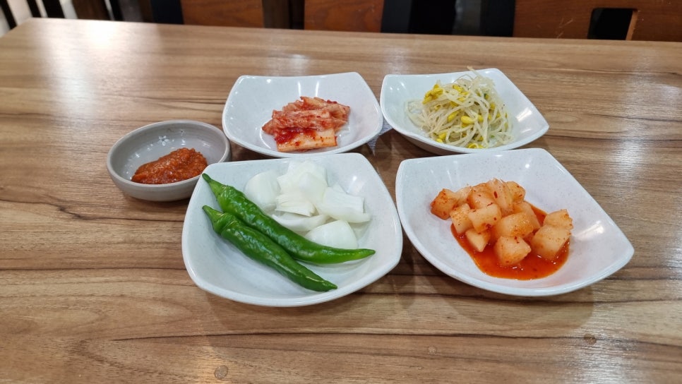 안동장터소고기국밥 이미지