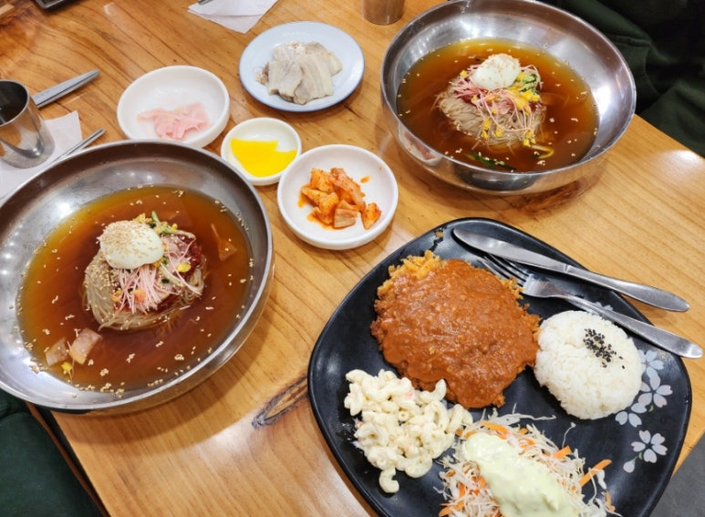메밀꽃밀면 이미지