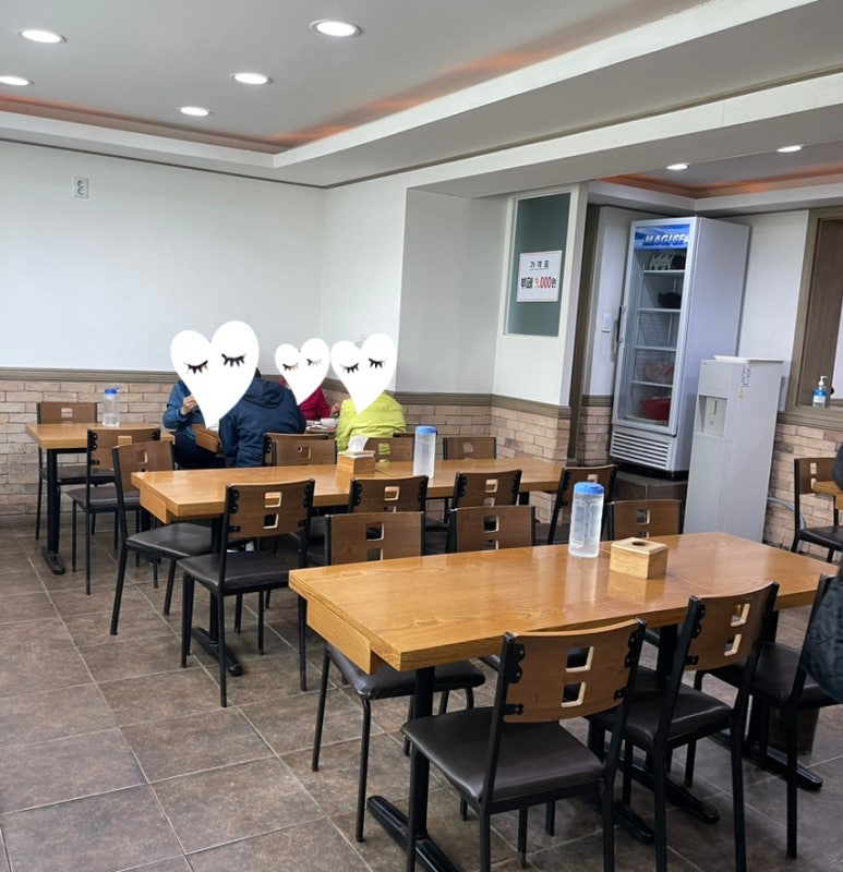 아지트한식부페 이미지
