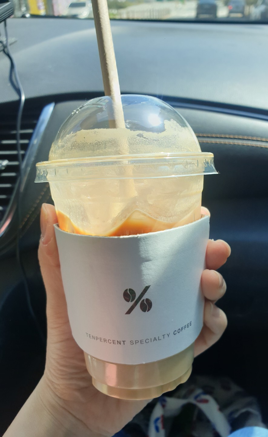 텐퍼센트커피 전주혁신도시점 이미지