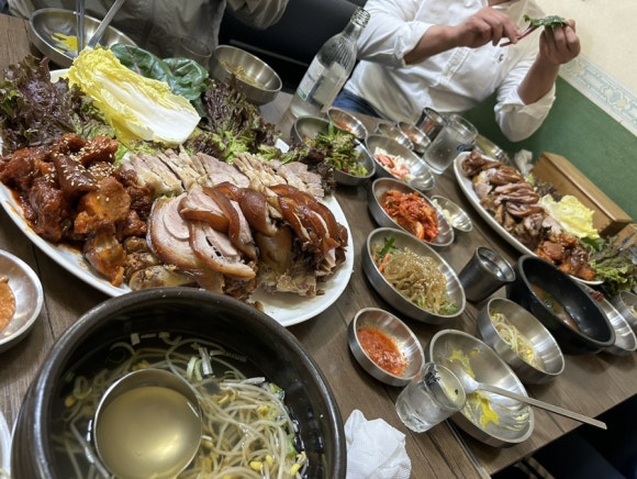 홍이왕족발 이미지