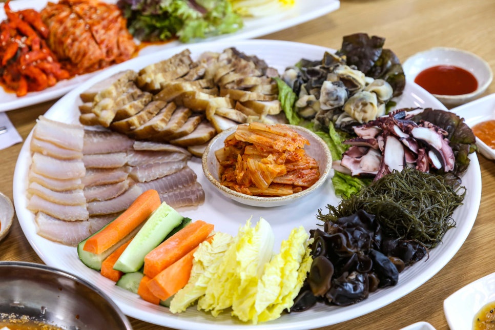 두메골마늘보쌈 이미지
