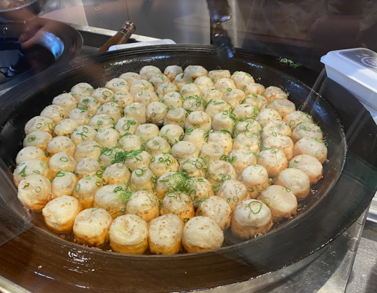 윤윤 이미지