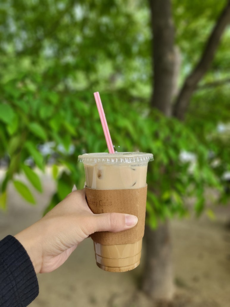 카페티버즈 이미지