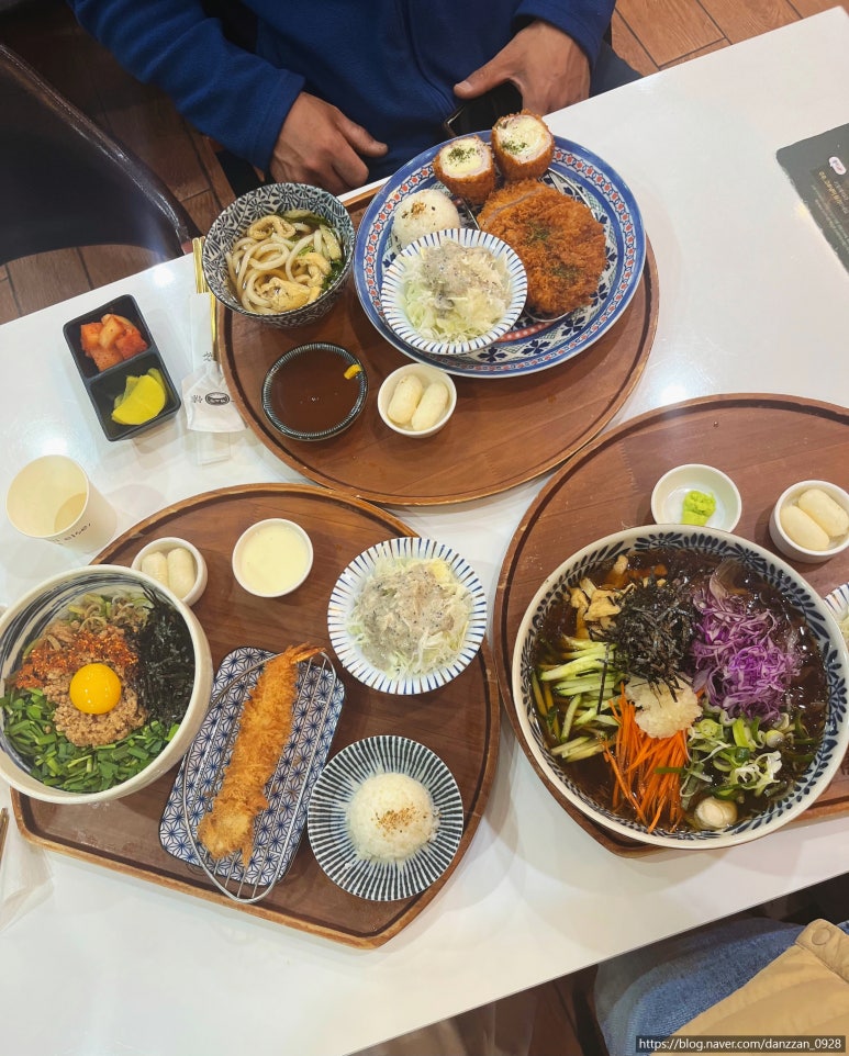 라라중앙점 이미지