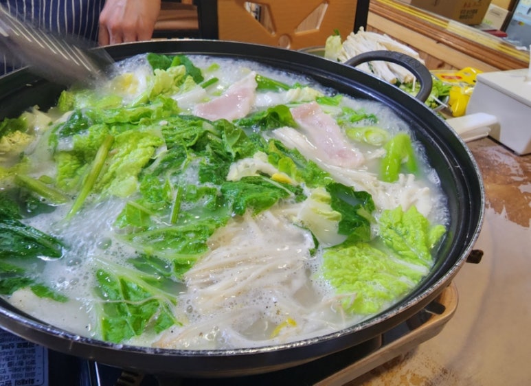 도리골토종닭 이미지