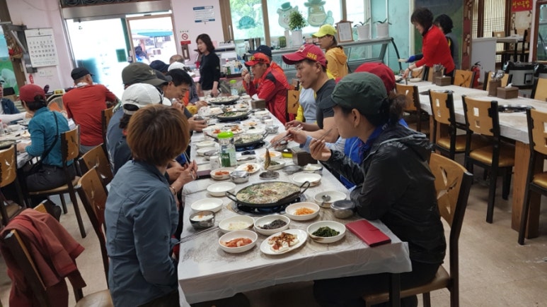 육미관고기타운 이미지
