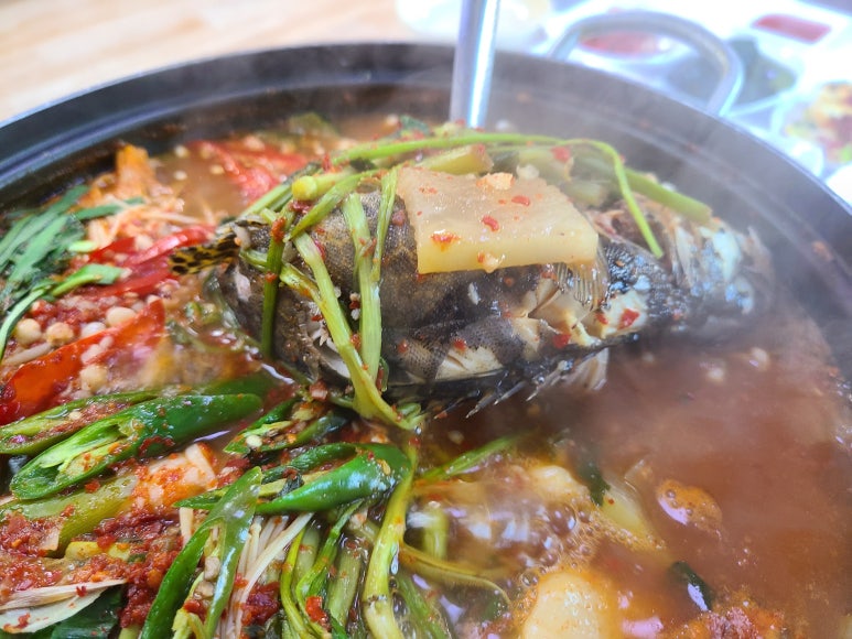 향토매운탕 이미지