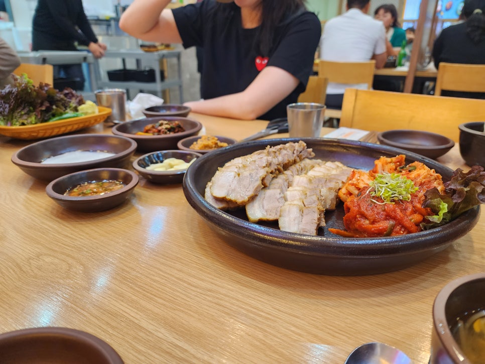 정광석항아리보쌈 이미지