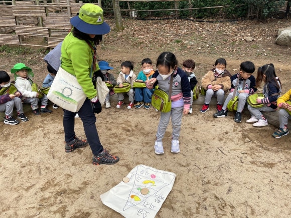 대청뜰 이미지