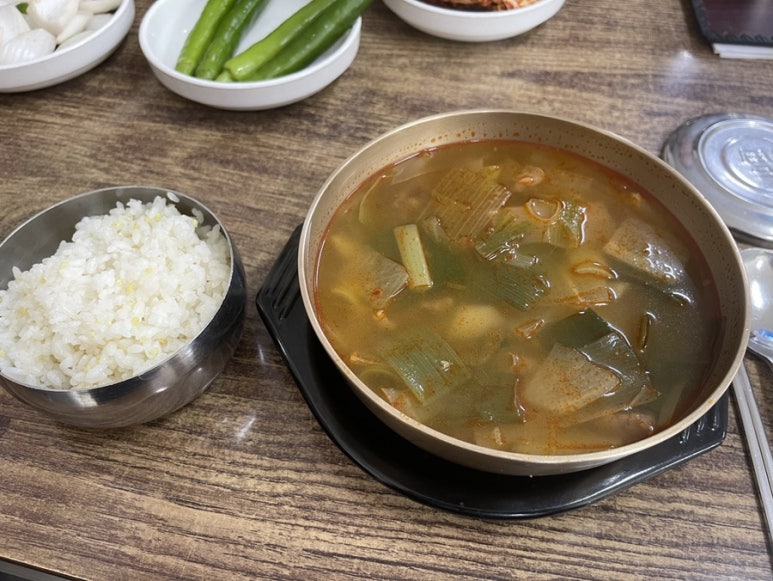 토담가마솥소고기국밥 이미지
